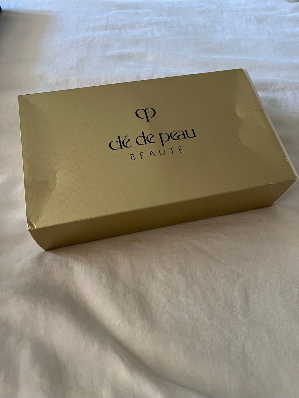 Cle de Peau mini key radiance care set serum day night cream lotion foam - Picture 9 of 15